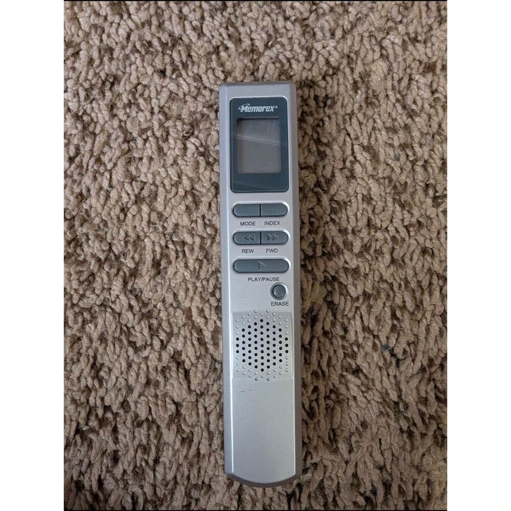 Memorex MB0035 Digital Voice Recorder 60-Minute Silver Portable Dictaphone